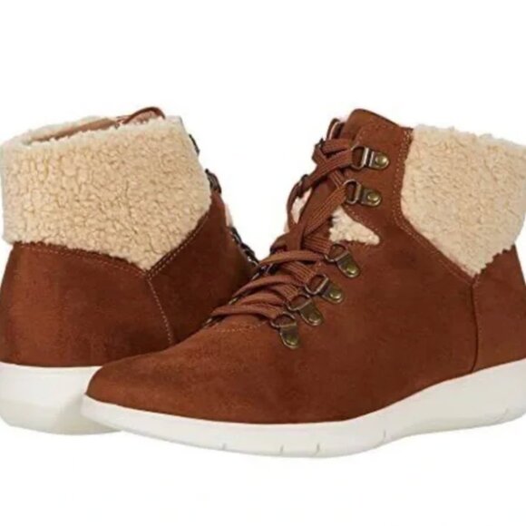 AEROSOLES Shoes - Aerosoles Frankie Women's Ankle Boots Faux Suede Sherpa 7.5